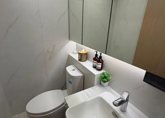 Walden Asoke Building Apartment