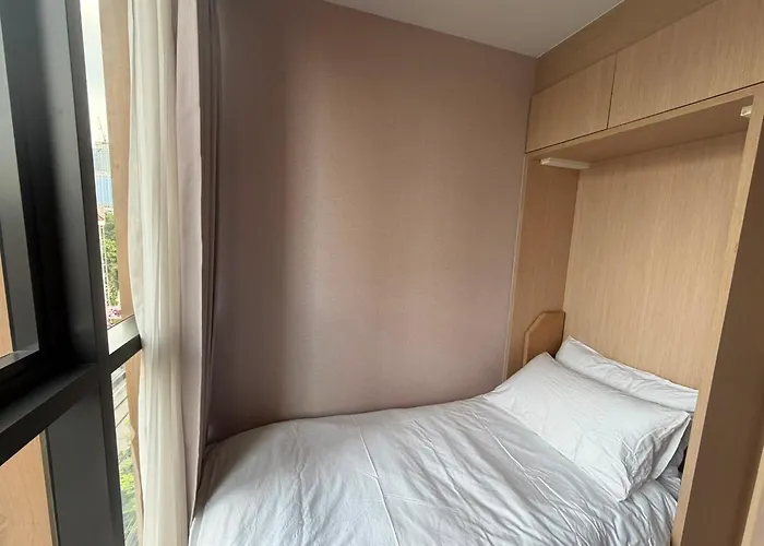 Walden Asoke Building Apartment